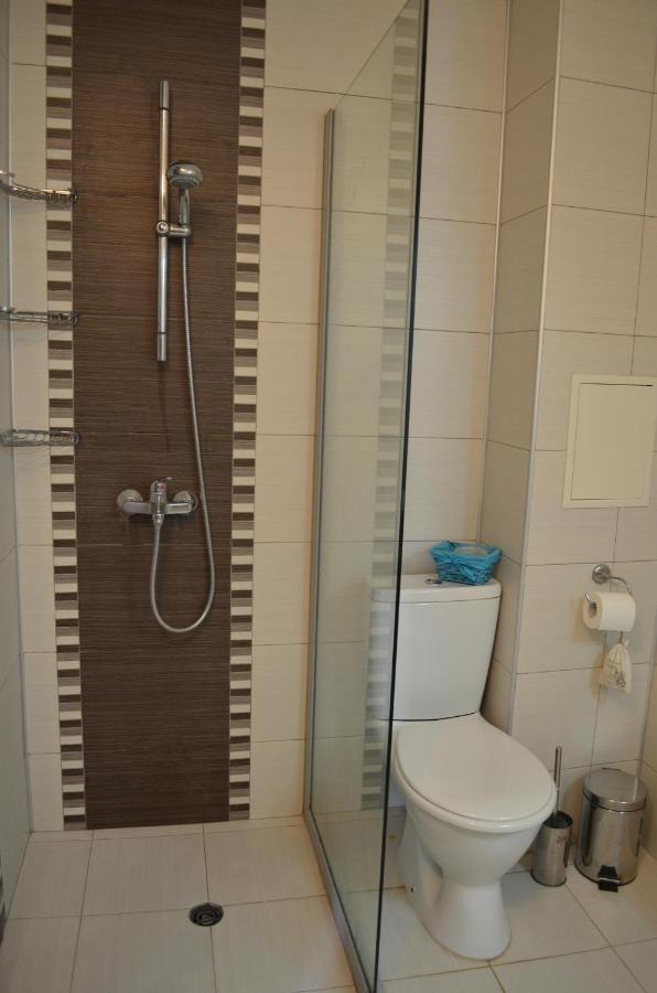 Art Apartments - Pomorie Esterno foto