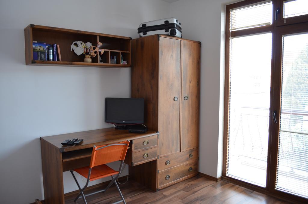 Art Apartments - Pomorie Esterno foto