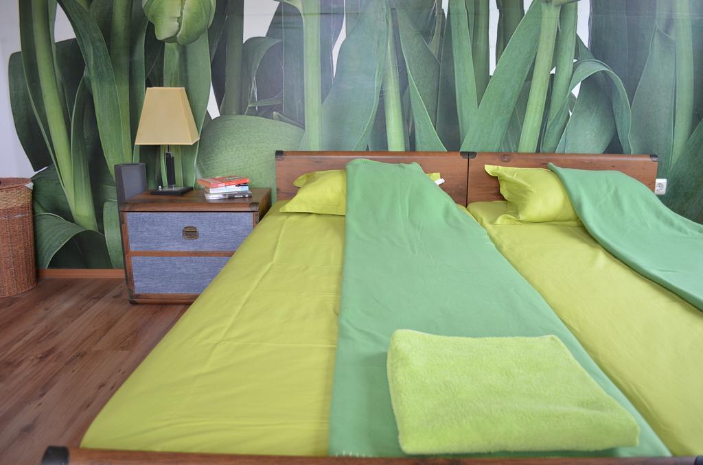 Art Apartments - Pomorie Esterno foto